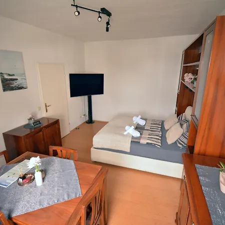 Apartment Auszeit Im Herzen Von Mit Privatgarage